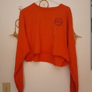 Long sleeve crop top
